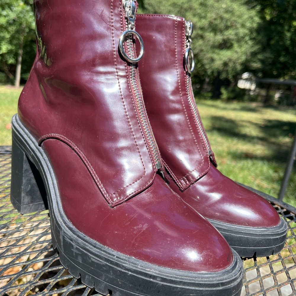 Forever 21 Maroon Heeled Boots